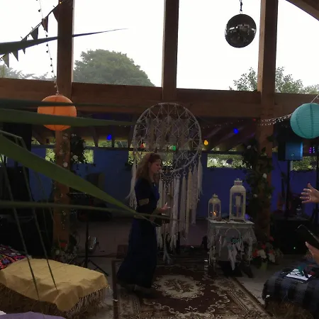 Campingplads Inch Hideaway Eco *