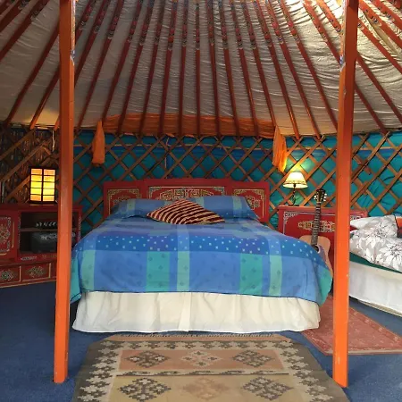 Kamp alanı Inch Hideaway Eco Whitegate (Cork)