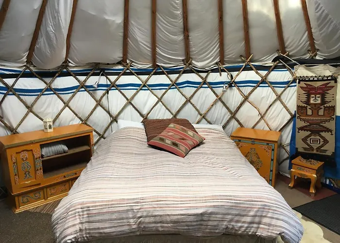 Inch Hideaway Eco 캠프장 *